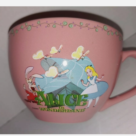 Disney Other - Final sale !!Alice in wonderland mug